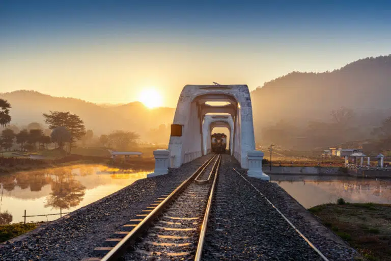 train to hong kong