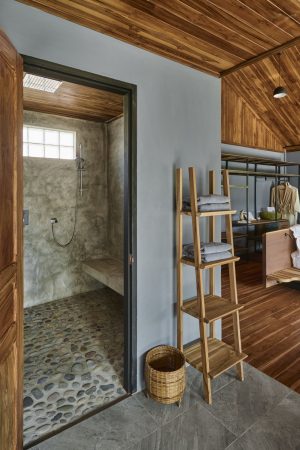 Namkhan Suite Bathroom MR bdv