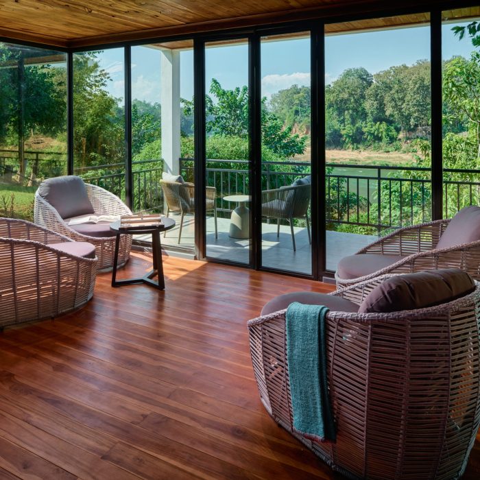 Sunset Villa 8 Living Room MR bdv scaled